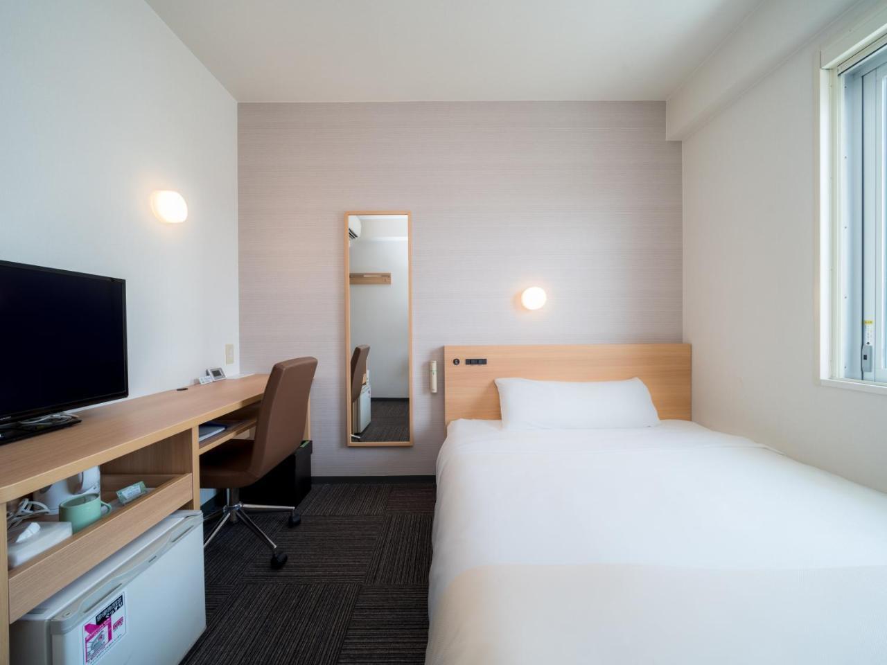 Super Hotel Takamatsu Tamachi Екстериор снимка